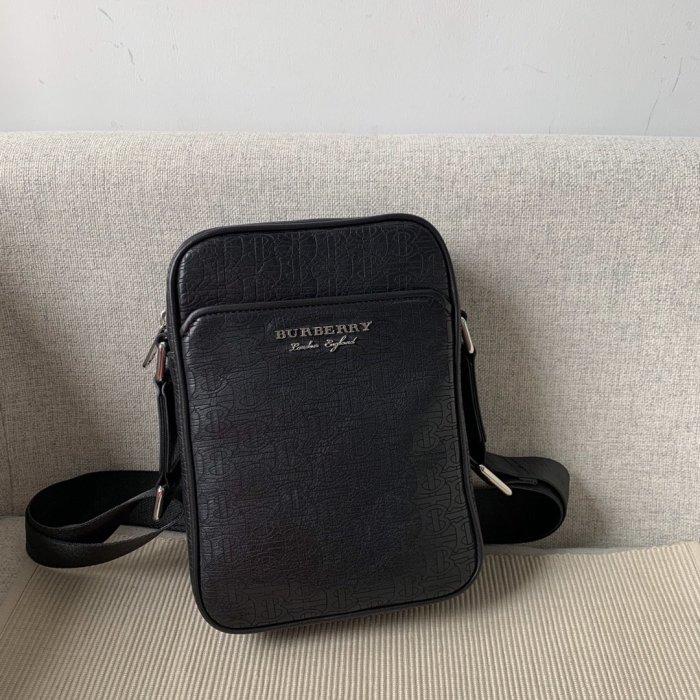 2020SS新作 Burberry バーバリー メンズ ショルダーバック スーパーコピー
