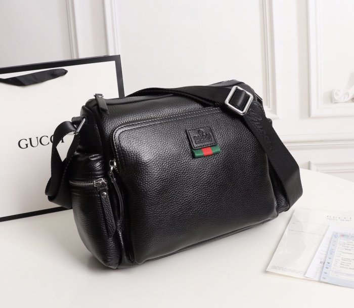 2020SS新作 Gucci グッチ メンズ ショルダーバックスーパーコピー