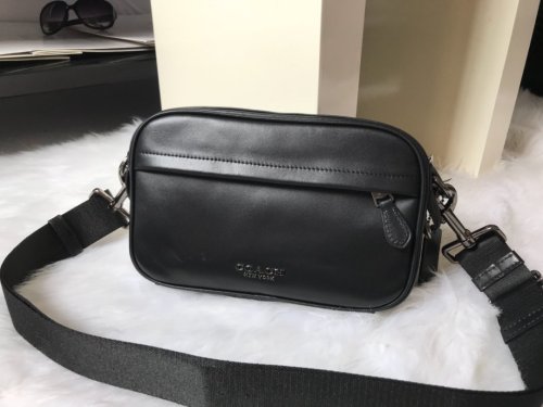 202106SS新作 Coach コーチ メンズ ショルダーバッグ スーパーコピー