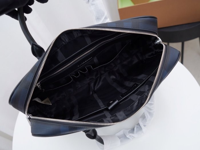 2021SS新作 Burberry バーバリー メンズ ハンドバックスーパーコピー