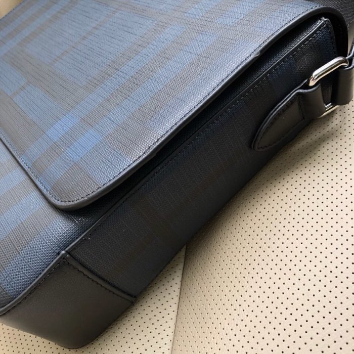 2020SS新作 Burberry バーバリー メンズ ショルダーバック スーパーコピー