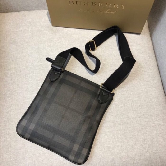 202103SS新作 Burberry バーバリー メンズ ショルダーバック スーパーコピー