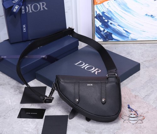 2021SS新作 Dior ディオール メンズ ショルダーバック スーパーコピー