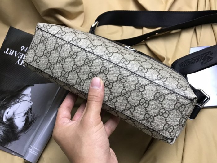 2020SS新作 Gucci グッチ メンズ ショルダーバックスーパーコピー