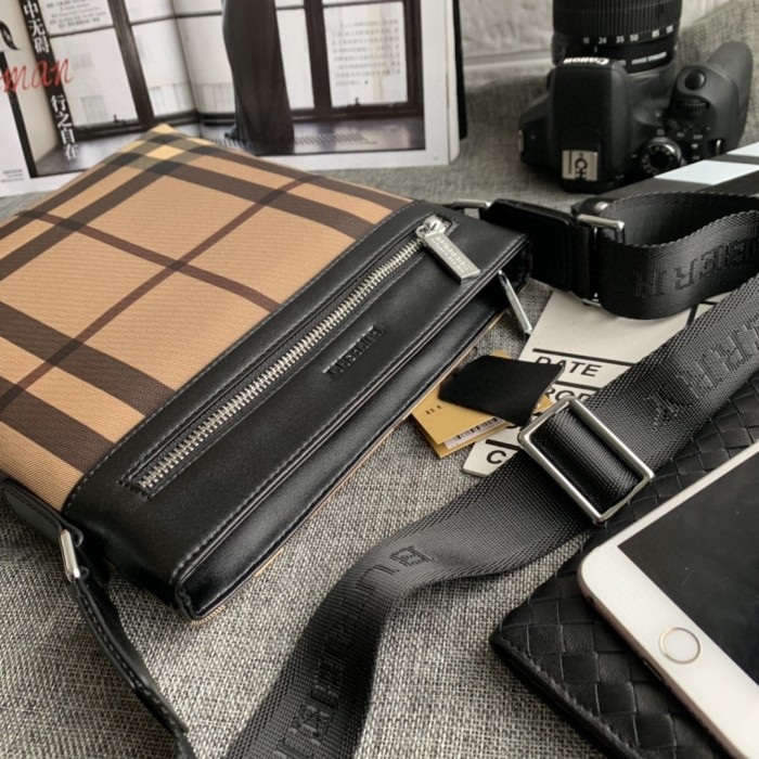 2020SS新作 Burberry バーバリー メンズ ショルダーバック スーパーコピー