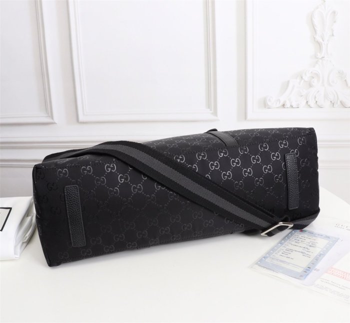 202103SS新作 Gucci グッチ メンズ ハンドバックスーパーコピー