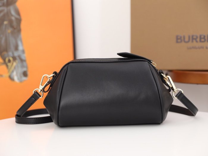 202103SS新作Burberryバーバリー レディース ショルダーバック スーパーコピー