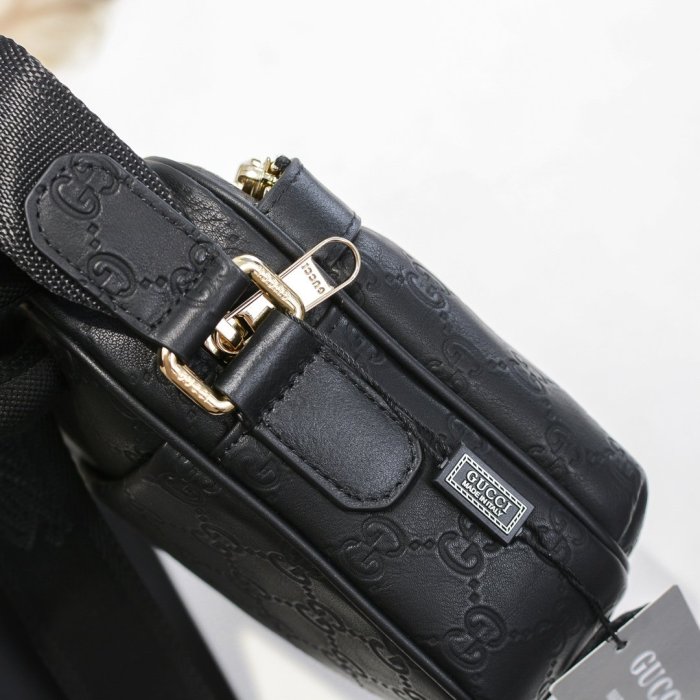 202103SS新作 Gucci グッチ メンズ ショルダーバックスーパーコピー