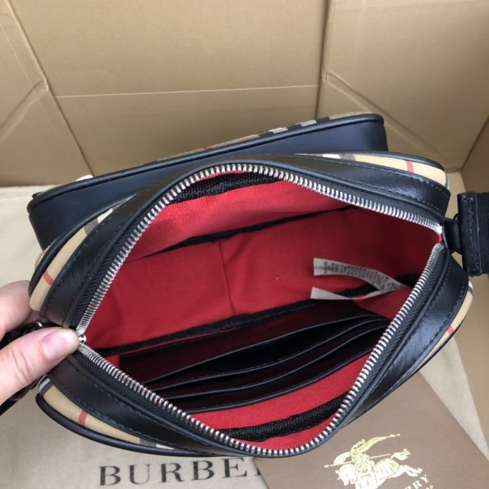 2020SS新作 Burberry バーバリー メンズ ショルダーバック スーパーコピー
