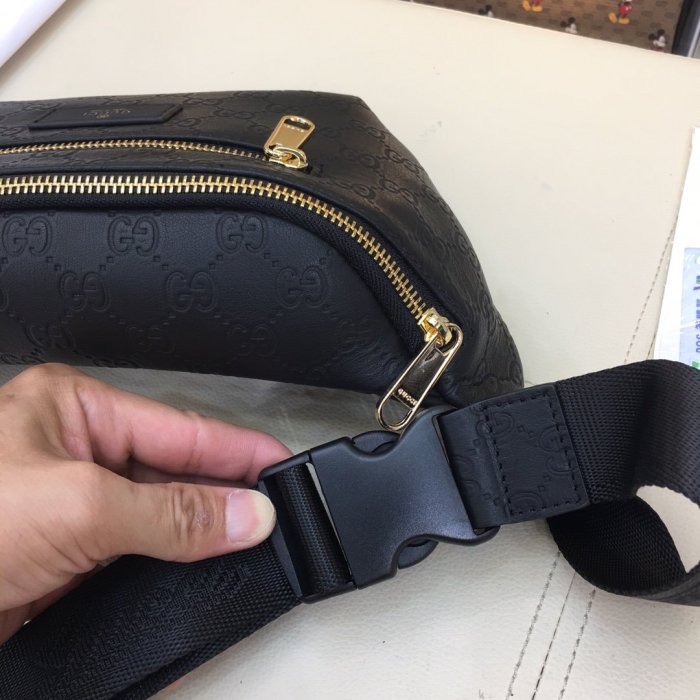 2021SS新作 Gucci グッチ メンズ ショルダーバックスーパーコピー