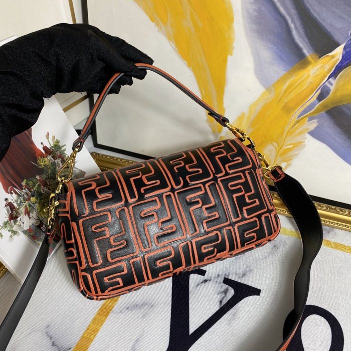 2020SS新作 FENDI フェンディ レディース ショルダーバック スーパーコピー