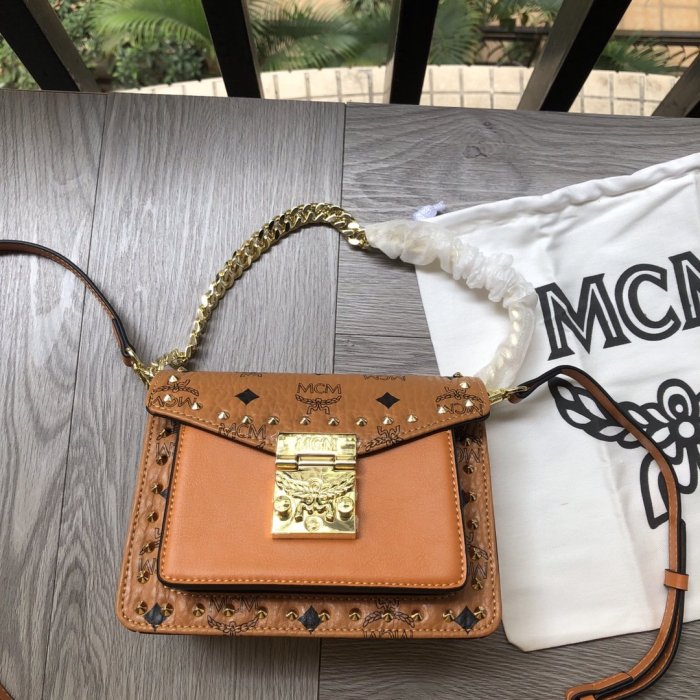 2020SS新作 MCM エムシーエム レディース ショルダーバック スーパーコピー