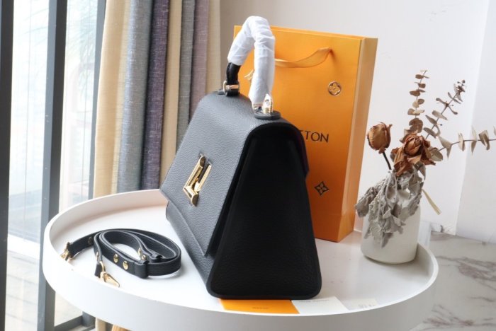 2021SS新作 Louis Vuitton ルイヴィトン レディースハンドバックスーパーコピー