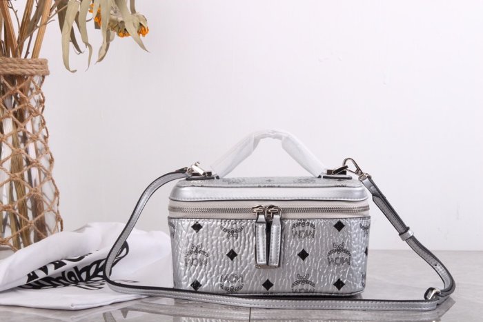 2021SS新作 MCM エムシーエム レディース ショルダーバッグ スーパーコピー