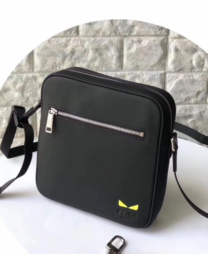 2020SS新作 FENDI フェンディ ショルダーバック スーパーコピー