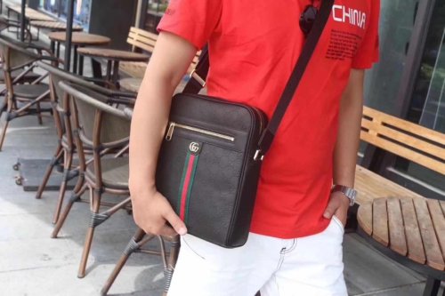 2020SS新作 Gucci グッチ メンズ ショルダーバックスーパーコピー