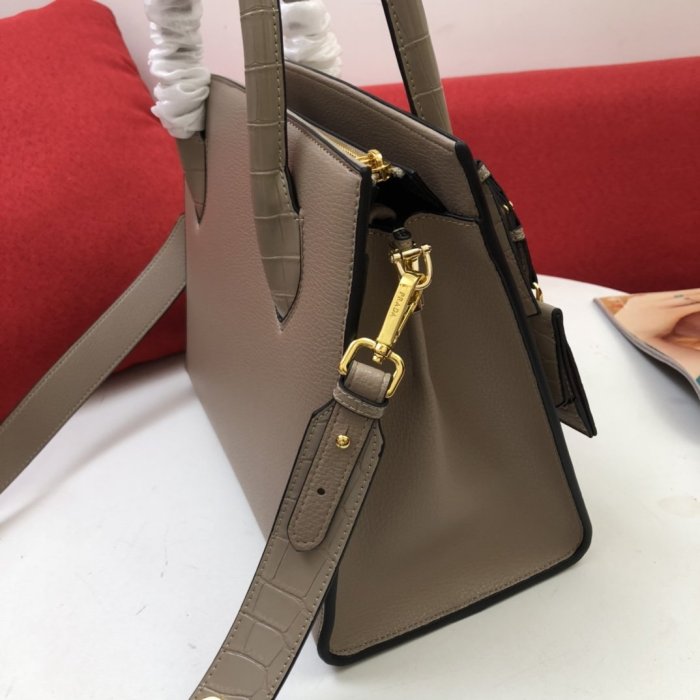 2021SS新作 Prada プラダ レディースハンドバックスーパーコピー