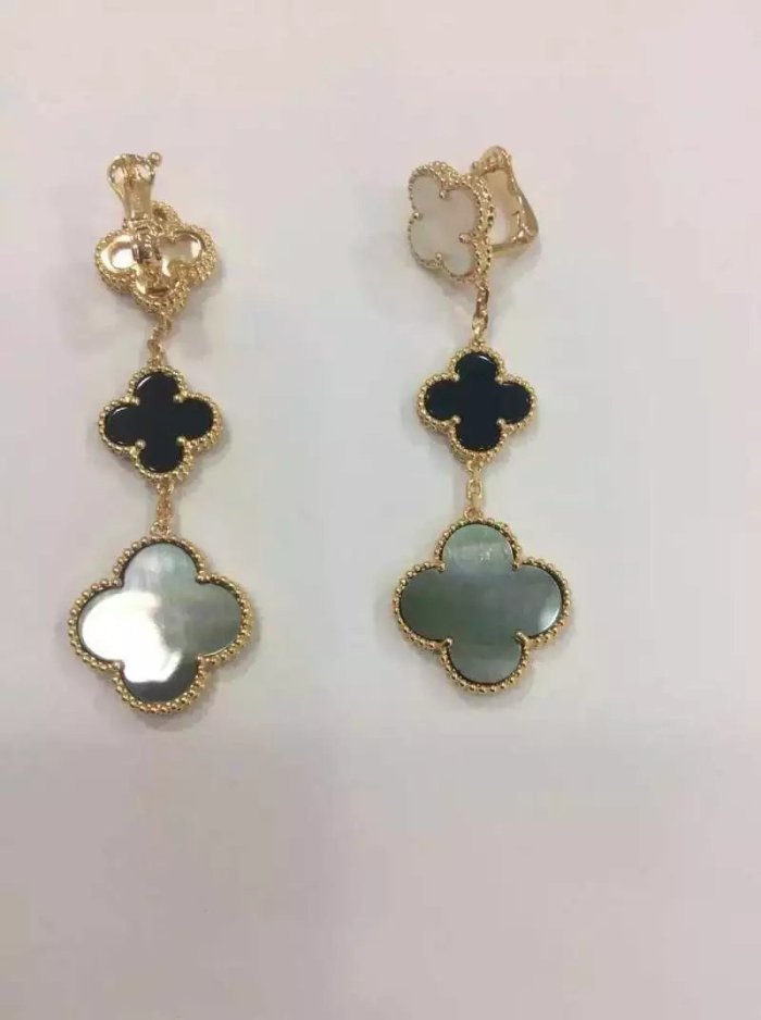 Van Cleef & Arpels ヴァン クリーフ＆アーペル イヤリング ピアス Van-11e