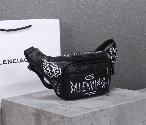 2020SS新作 Balenciaga バレンシアガ メンズ ショルダーバック スーパーコピー
