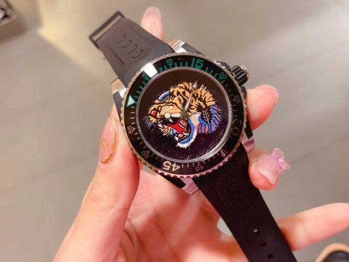 2020SS新作Gucciグッチレディース時計 スーパーコピー 7色