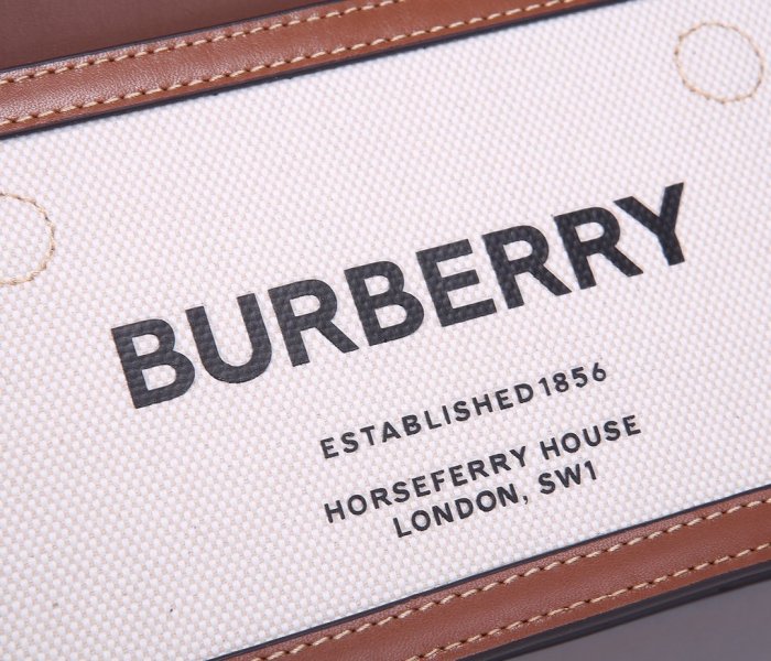 202103SS新作Burberryバーバリー レディース ショルダーバック スーパーコピー