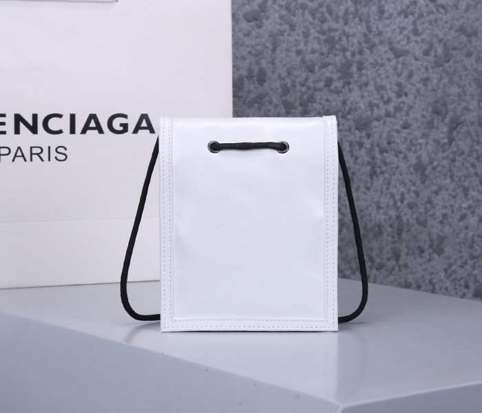 2020SS新作 Balenciaga バレンシアガ メンズ ショルダーバック スーパーコピー