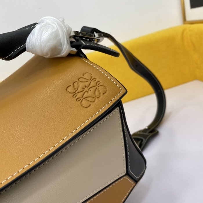 202106SS新作 LOEWE ロエベ レディース ショルダーバッグスーパーコピー