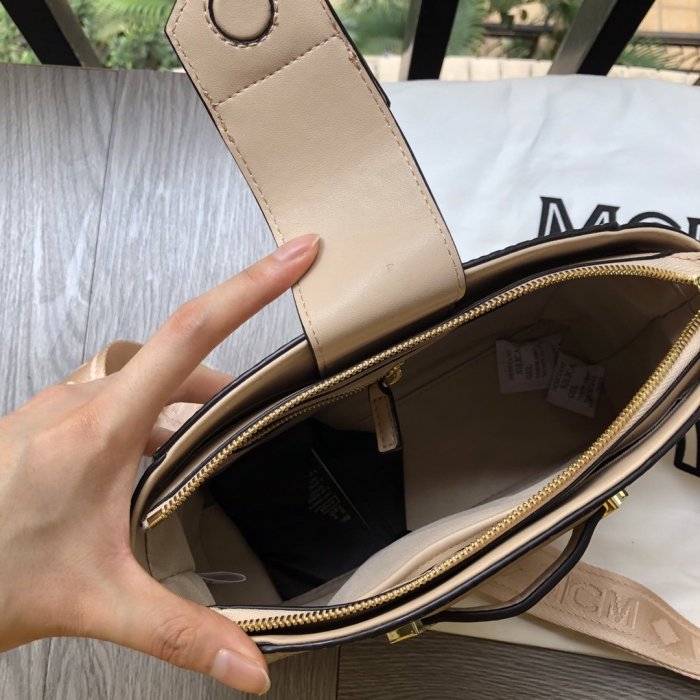 2020SS新作 MCM エムシーエム レディース ショルダーバック スーパーコピー