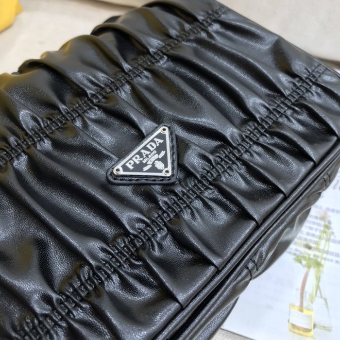 2021SS新作 Prada プラダ レディース ショルダーバックスーパーコピー
