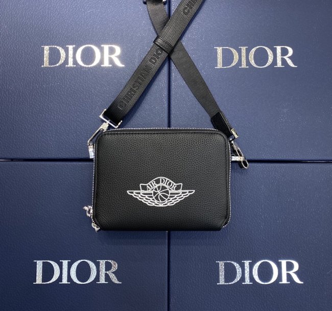 202103SS新作 Dior ディオール メンズ ハンドバックスーパーコピー