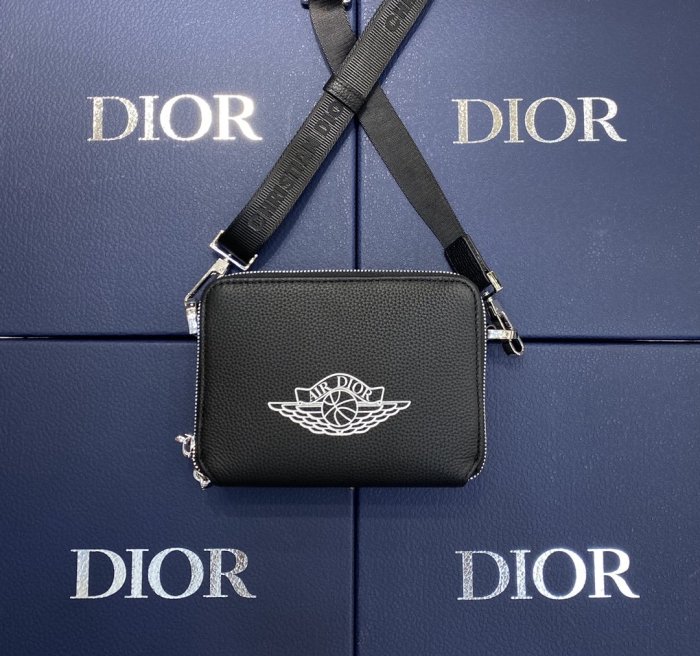 202103SS新作 Dior ディオール メンズ ハンドバックスーパーコピー