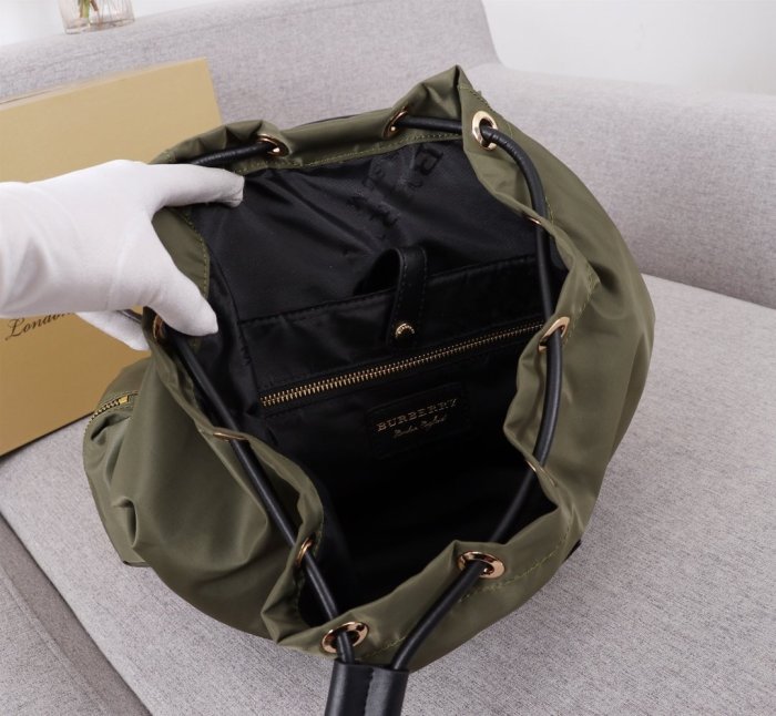 202103SS新作 Burberry バーバリー メンズリュックバックスーパーコピー