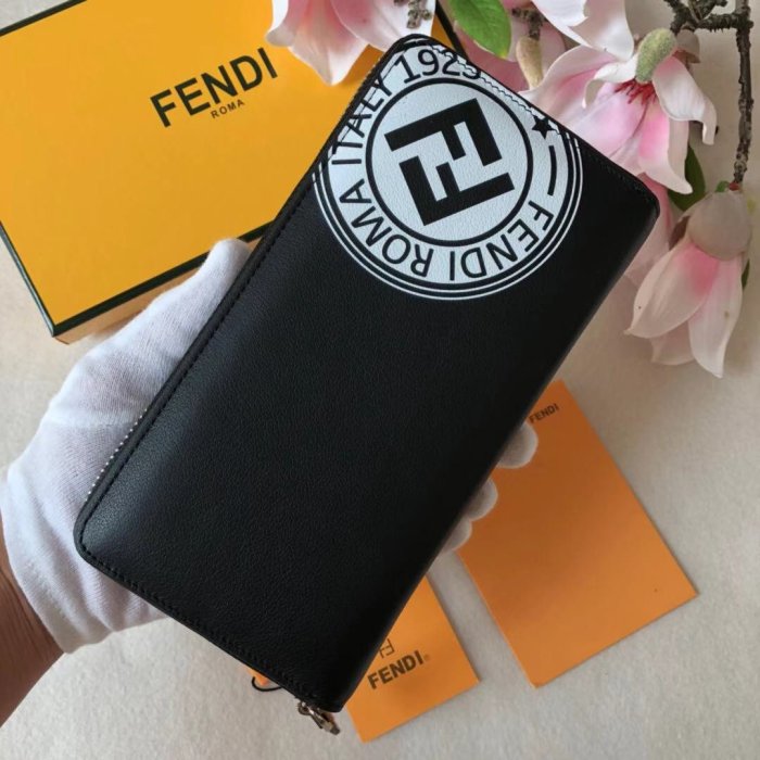 2020SSフェンディ FENDI 新作通販長財布 スーパーコピー