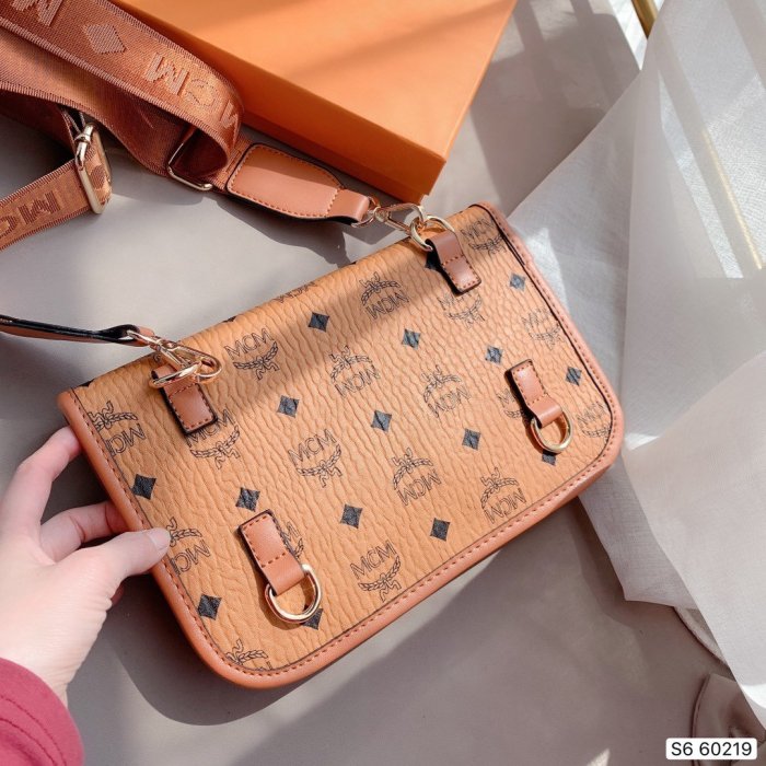 2020SS新作 MCM エムシーエム レディース ショルダーバッグ スーパーコピー