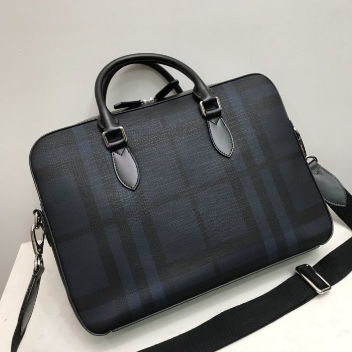 2020SS新作 Burberry バーバリー メンズ ハンドバックスーパーコピー