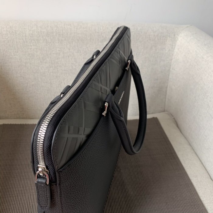 2020SS新作 Burberry バーバリー メンズ ハンドバックスーパーコピー