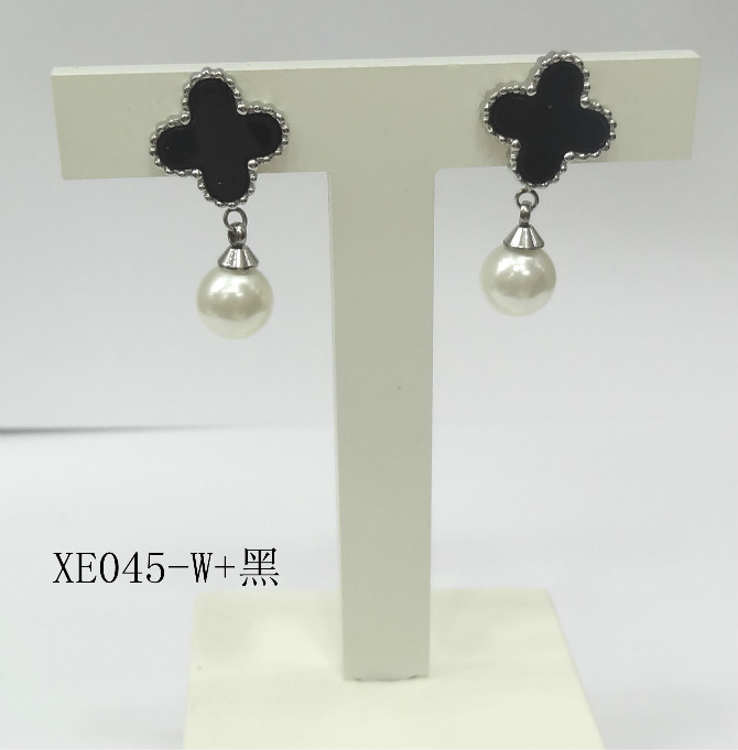 Van Cleef & Arpels ヴァン クリーフ＆アーペル イヤリング ピアス Van-19e