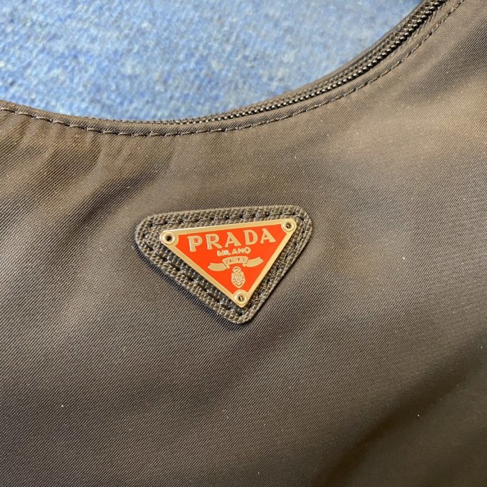 202103SS新作 Prada プラダ レディース ショルダーバックスーパーコピー
