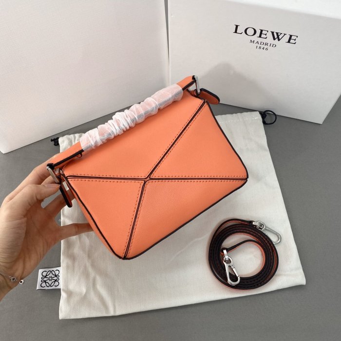 202106SS新作 LOEWE ロエベ レディース ショルダーバッグスーパーコピー