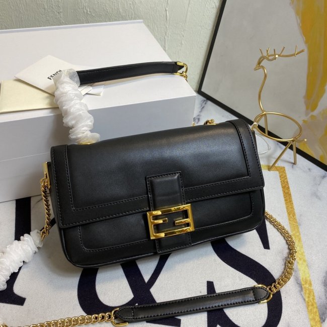 2020SS新作 FENDI フェンディ レディース ショルダーバック スーパーコピー