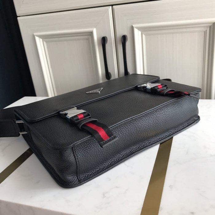 202105SS新作 Prada プラダ メンズ ショルダーバックスーパーコピー