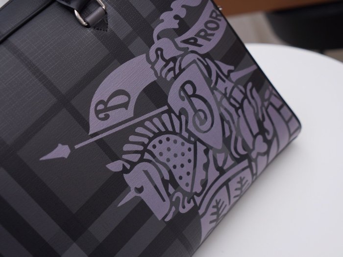 2021SS新作 Burberry バーバリー メンズ ハンドバックスーパーコピー