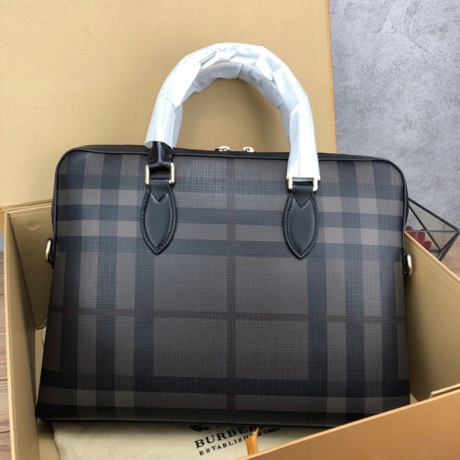2020SS新作 Burberry バーバリー メンズ ハンドバックスーパーコピー