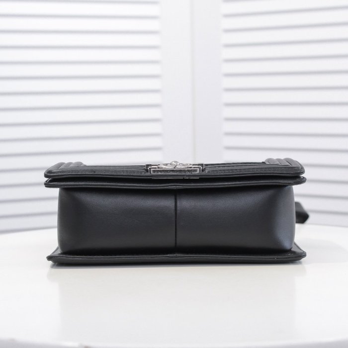2021SS新作 シャネル Chanel ショルダーバック スーパーコピー