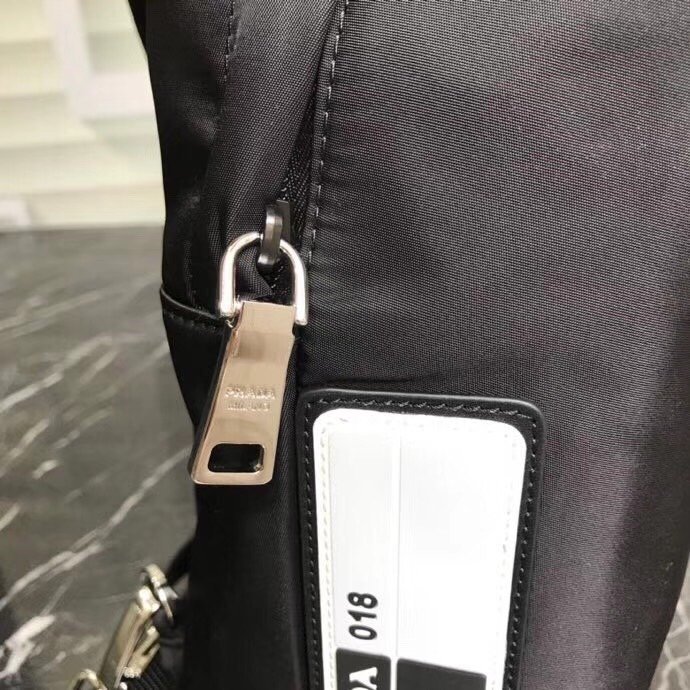 2021SS新作 メンズ Prada プラダショルダーバッグスーパーコピー
