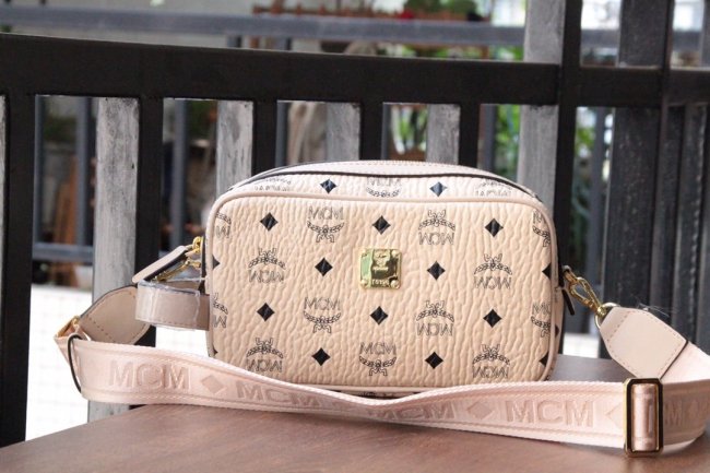 2020SS新作 MCM エムシーエム レディース ショルダーバッグ スーパーコピー