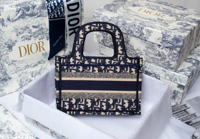 2020SS新作 Dior ディオール レディースハンドバックスーパーコピー