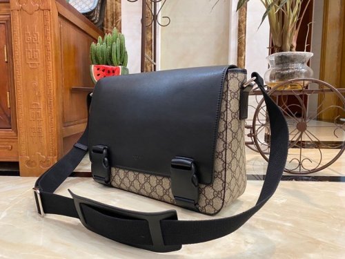2020SS新作 Gucci グッチ メンズ ショルダーバックスーパーコピー