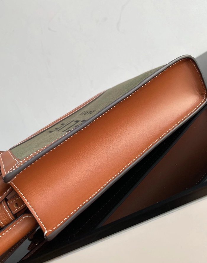 2021SS新作 Celine セリーヌ レディースショルダーバッグスーパーコピー