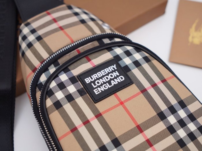 202103SS新作 Burberry バーバリー メンズ ショルダーバック スーパーコピー